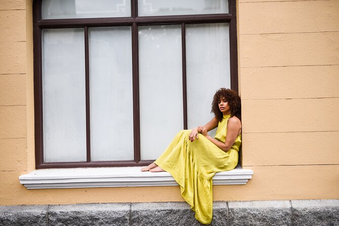 1 Hour Cape Town City Center Photoshoot Experience - City center photo stops, from quick portraits to real Cape Town angles