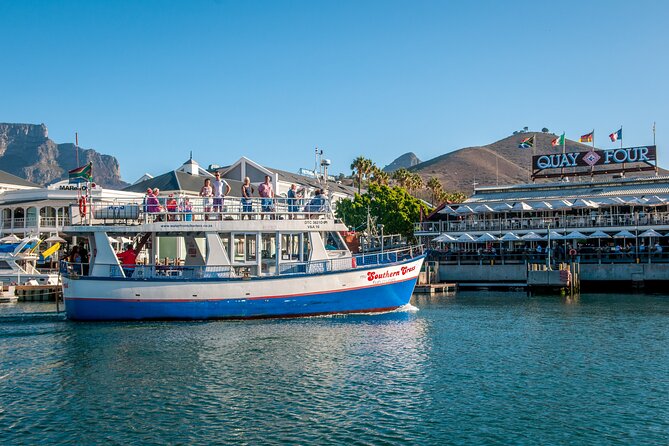 1 Hour Coastal Catamaran Cruise from Cape Town - From V&A Waterfront to Green Point Lighthouse in about an hour