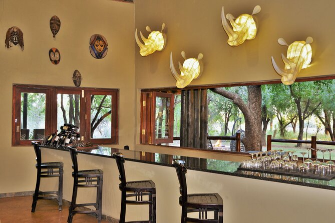 2 Day Pilanesberg ultimate Luxury Safari - Day 2: Sunrise Game Drive, Breakfast Reset, Then the Midday Closed-Vehicle Safari