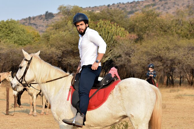2-Hour Horseback Safari in Hartbeespoort - Entering Silkaatsnek: A Slow Safari on Horseback
