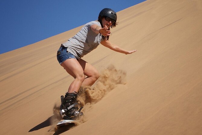 2 hours sandboarding experience in Capetown - Cold drinks in the dunes: staying comfortable in the heat and wind