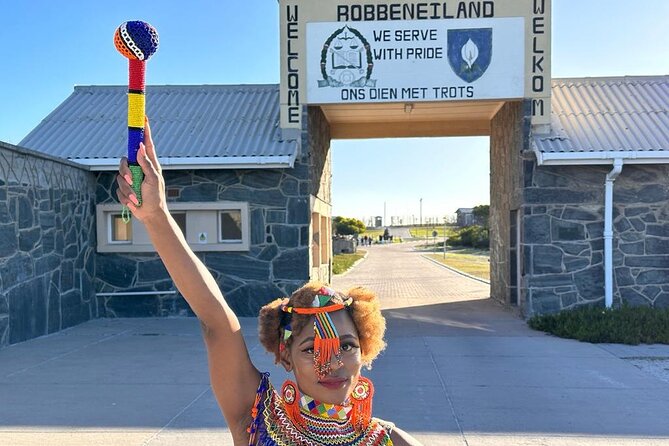 3-Nights Tour Robben Island Table Mountain and Wine Tram - Day 2: Robben Island Museum to Table Mountain to Bo-Kaap