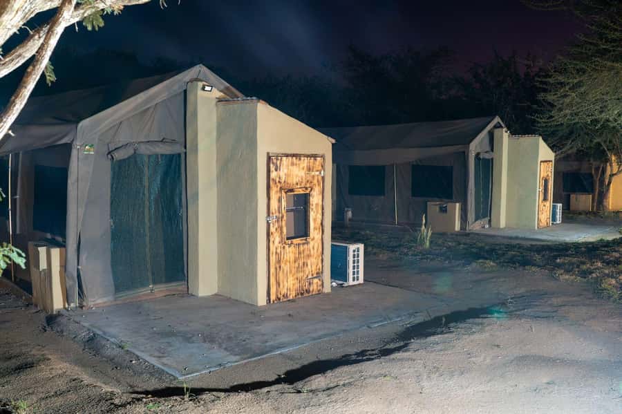4 Day Dumela Tented Camp Safari - Dumela Tented Camp glamping, facilities, and the reality of “budget”