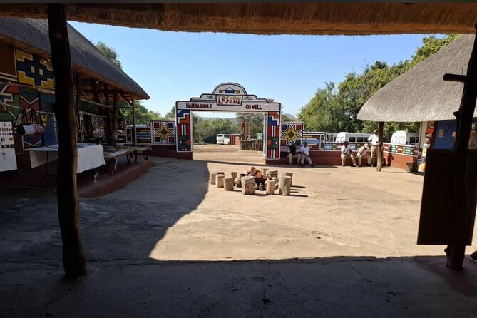 5 Hour Lesedi Cultural Village Tour - Small group size: why max 14 helps