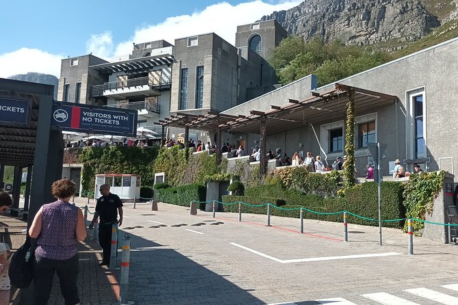 8-Hour Tour in Table Mountain Penguins and Cape of Good Hope - Hout Bay Harbor and the Seal Question (Seal Island Depends on Sea Conditions)