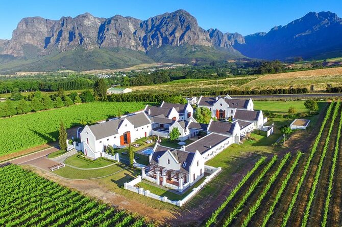 Airport Shuttle to and from Cape Town Airport - Pickup and dropoff flow: from Cape Town International to Matroosfontein