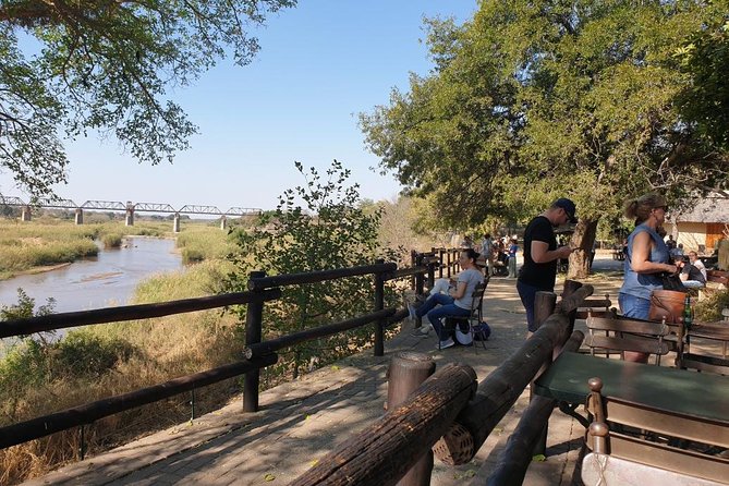 Big 5 Kruger National Park 2 Days Safari from Johannesburg - How the Big Five Searching Actually Feels on the Ground
