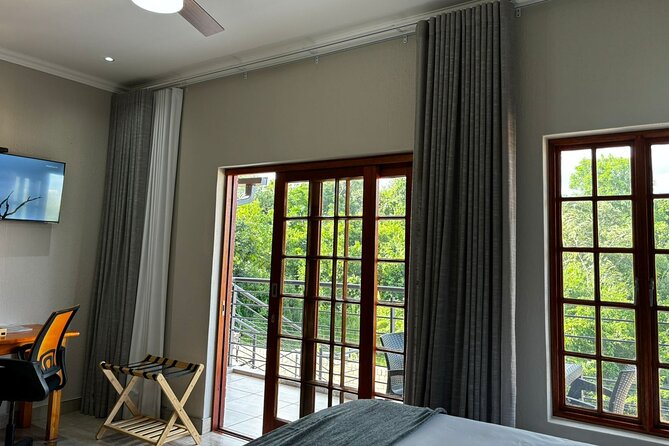 Big 5 Kruger National Park 2 Days Safari from Johannesburg - Afternoon Game Drive: Your First Shot at the Big Five