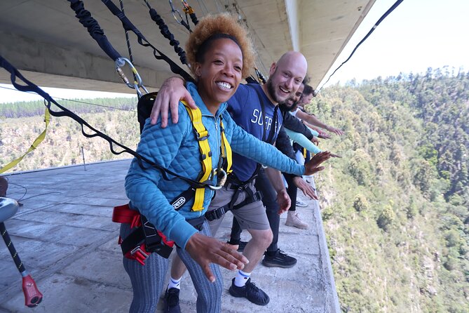 Bloukrans Skywalk Tour and HangOut Zone - Walking the skywalk: what happens after you meet at the bridge