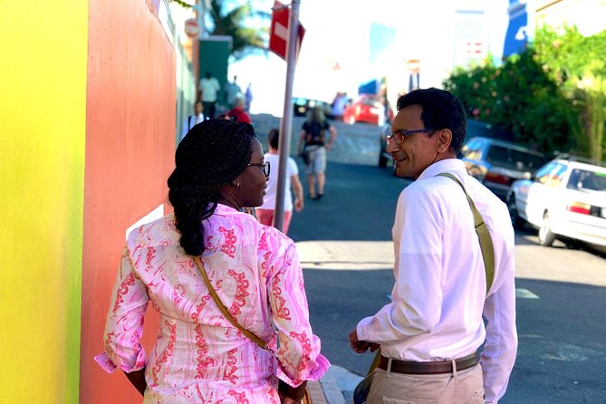 Bo-Kaap: Walk with a local - Rooibos tea, snacks, and the small breaks that make the hour better