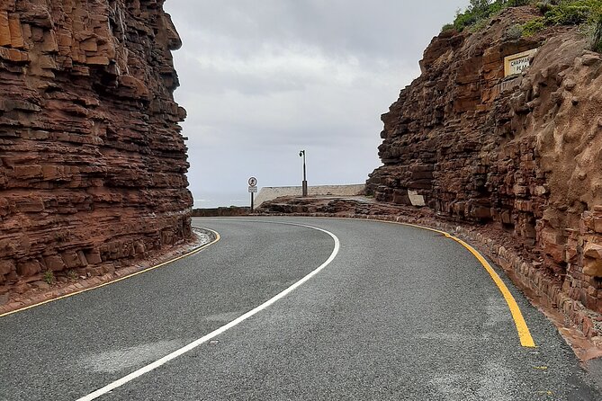 Cape of Good Hope & Boulders Beach Private Tour (Including Lunch) - Chapman’s Peak Drive: the engineering of a perfect photo road