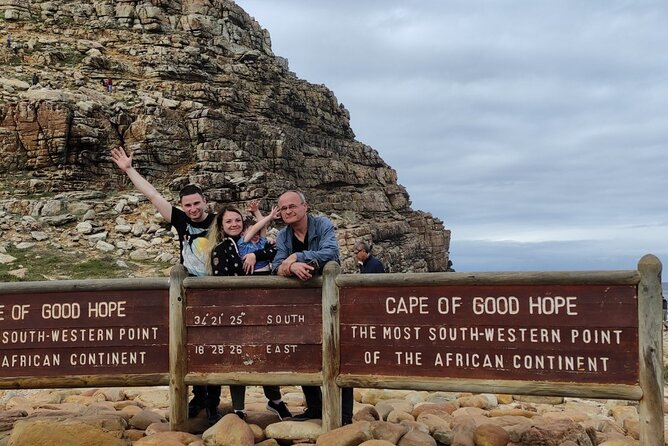 Cape of Good Hope & Penguins from Cape Town Full-Day Private Tour - Bo-Kaap: colorful streets, and the story behind them