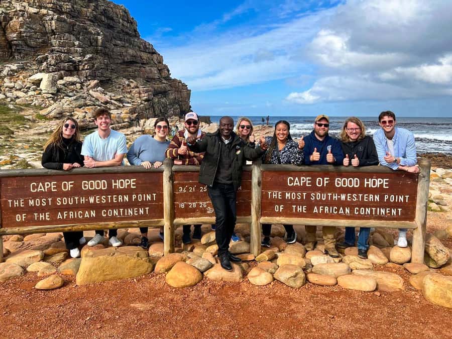 Cape Peninsula Full Day Tour In Private Car - Pickup, timing, and why the guide can make or break the day