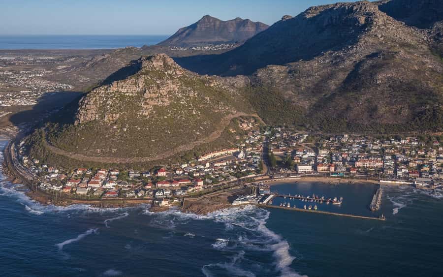 Cape Town: 2 Oceans Helicopter Flight with Boat Tour Ticket - Twelve Apostles to Karbonkelberg: mountain drama at close range