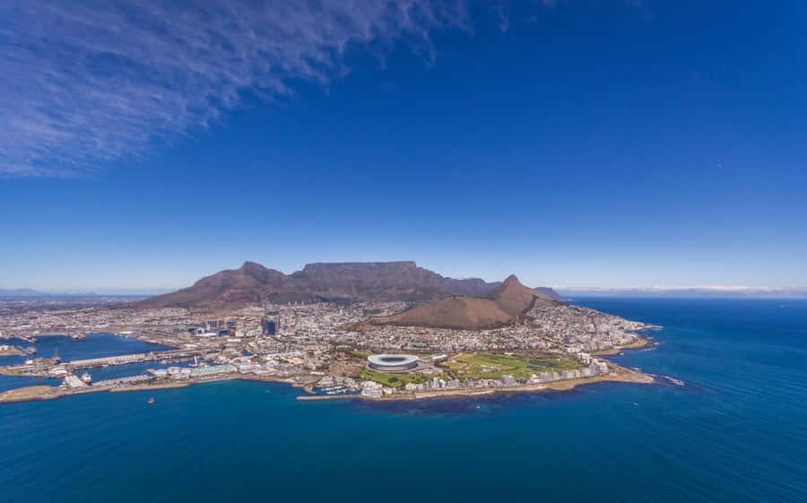 Cape Town: 2 Oceans Helicopter Flight with Boat Tour Ticket - Hout Bay and the crossing point: where the oceans theme becomes real