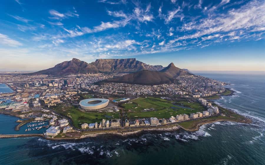 Cape Town: 20-Minute Helicopter Flight and Free Harbour Tour - Signal Hill, Camps Bay, and Clifton from the air