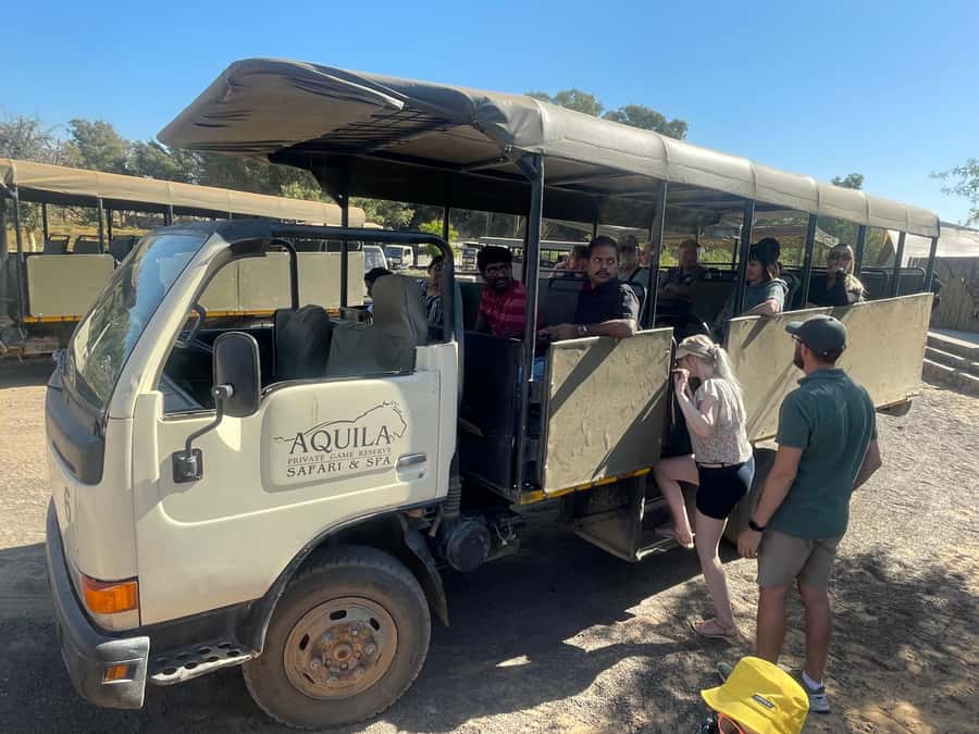 Cape Town: Aquila Game Reserve SAFARI +Lunch Buffet +Pickup - Game drive in an open vehicle, and how you get real sightings