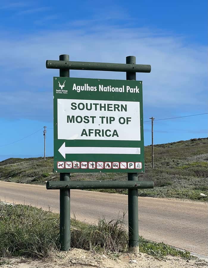 Cape Town: Cape Agulhas and Stony Point Penguin Tour - Cape Agulhas: the southernmost point of Africa that feels real