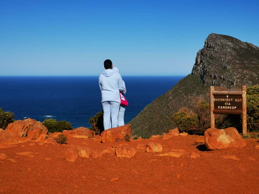 Cape Town: CAPE OF GOOD HOPE AND PENGUINS PRIVATE FULL DAY. - Chapman’s Peak Drive, Chappies, and serious photo angles