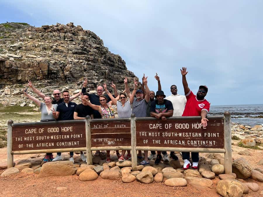 Cape Town: Cape of Good Hope, Penguins Instagram Group Tour - Camp’s Bay to the Twelve Apostles views: when the van becomes a rolling viewpoint