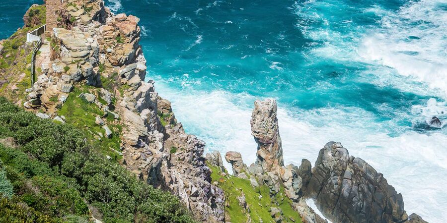 Cape Town: Cape Peninsula & Table Mountain Private Day Trip - Simon’s Town photo stop and the Muizenberg shark-spotter moment