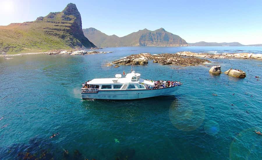Cape Town: City Explorer Pass with Classic Bus Ticket - Choosing Your 3 Attractions From the 12 Options