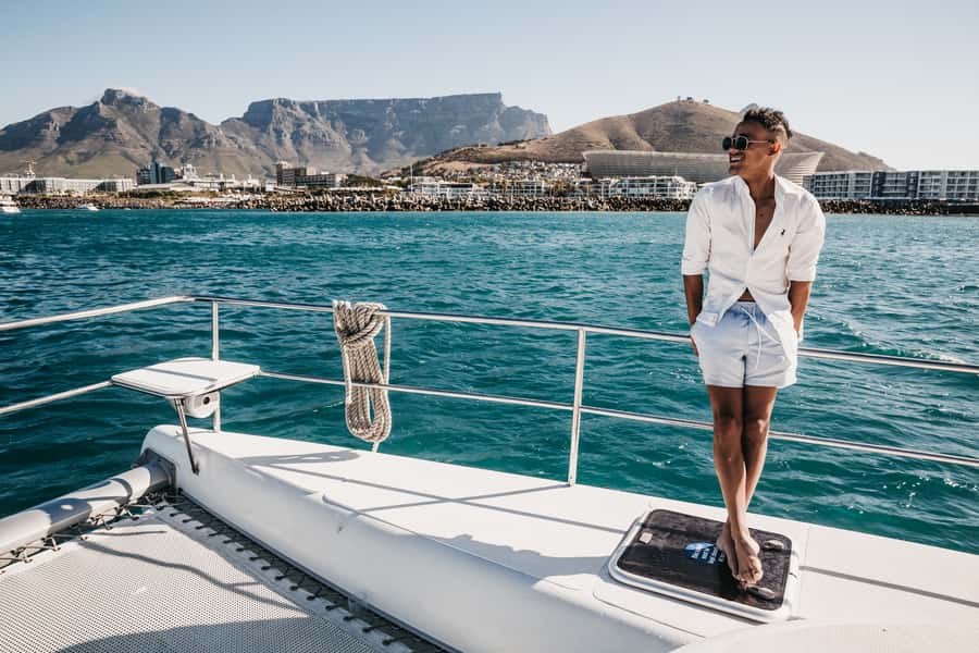 Cape Town: Coastal Cruise & 2-Course Lunch Combo - City Grill vs Raj: How the 2-course Lunch Really Works