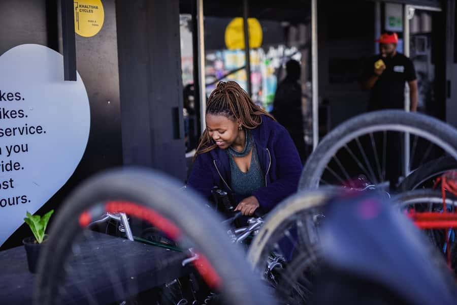 Cape Town: Cultural Bicycle Tour in Khayelitsha Township - Company’s Garden and District Six: A Mix of Calm and Meaning