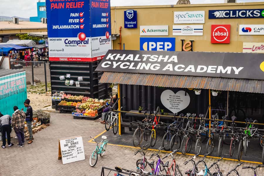 Cape Town: Cultural Bicycle Tour in Khayelitsha Township - The Castle of Good Hope to Bo-kaap: From Stone Power to Colorful Streets