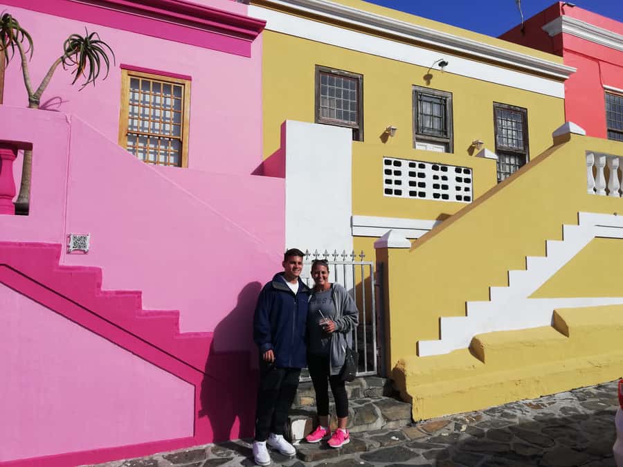Cape Town Guided City Cycling Heritage Tour - Private Tour - Greenmarket Square: old-town energy and souvenir browsing