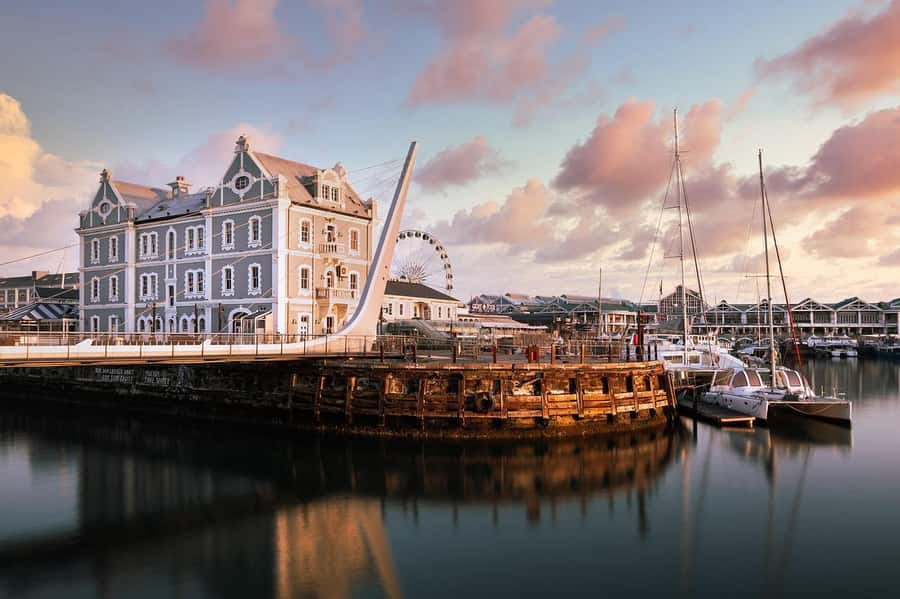Cape Town: Guided Half-Day City Tour with Table Mountain - Key Things to Know Before You Go