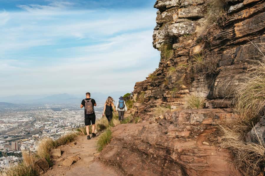 Cape Town: Guided Lion's Head Hike at Sunrise or Sunset - What to wear and bring so the “tough parts” feel manageable