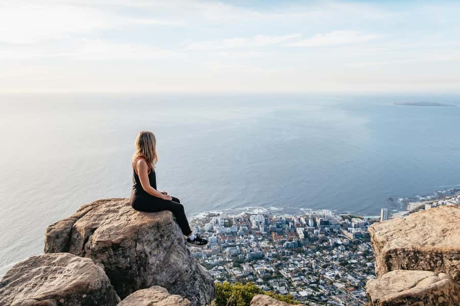 Cape Town: Guided Lion's Head Hike at Sunrise or Sunset - Who should book, and who should skip Lion’s Head chains and ladders