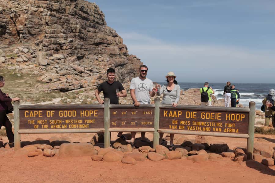 Cape Town: Guided Marine Wildlife Cruise and Cape Point Tour - Boulders Penguin Colony and Simon’s Town: how to decide on the optional stop