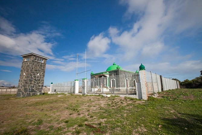 Cape Town Half-Day Robben Island Tour with Ferry Ticket - Getting to the ferry smoothly from Cape Town City Central