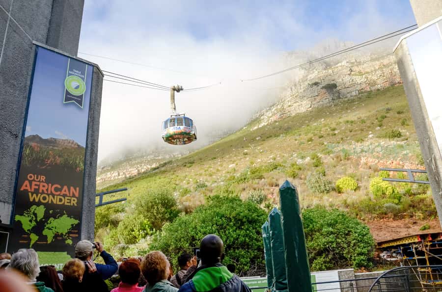 Cape Town: Half Day Table Mountain and Cape Town City Tour - Hotel Pickup and the Scenic Drive: Where You Get Your Bearings Fast