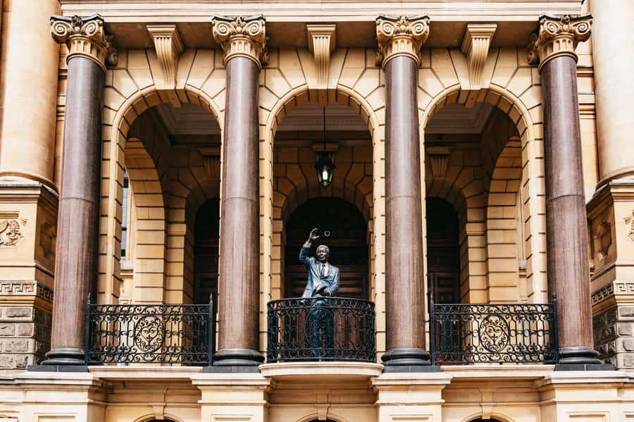 Cape Town: Half-Day Walking City Tour and African Lunch - Lunch at AfroDeli Eatery on Long Street, what you actually get