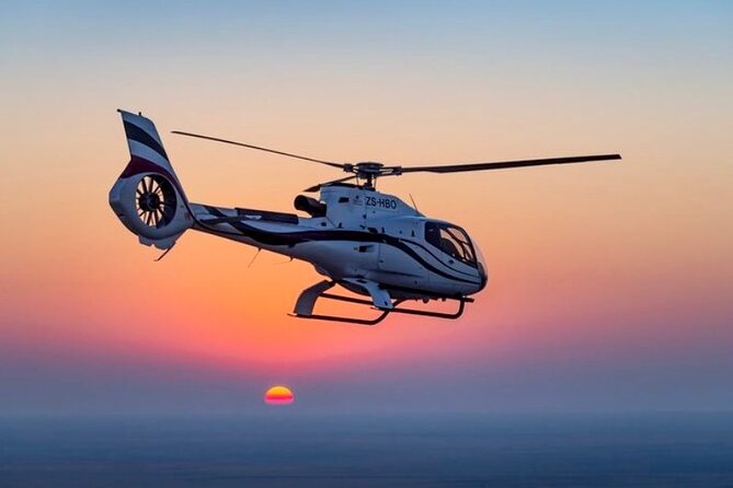 Cape Town Helicopter Tour: City Hopper - Lion’s Head and Signal Hill: The Peaks You’ll Recognize