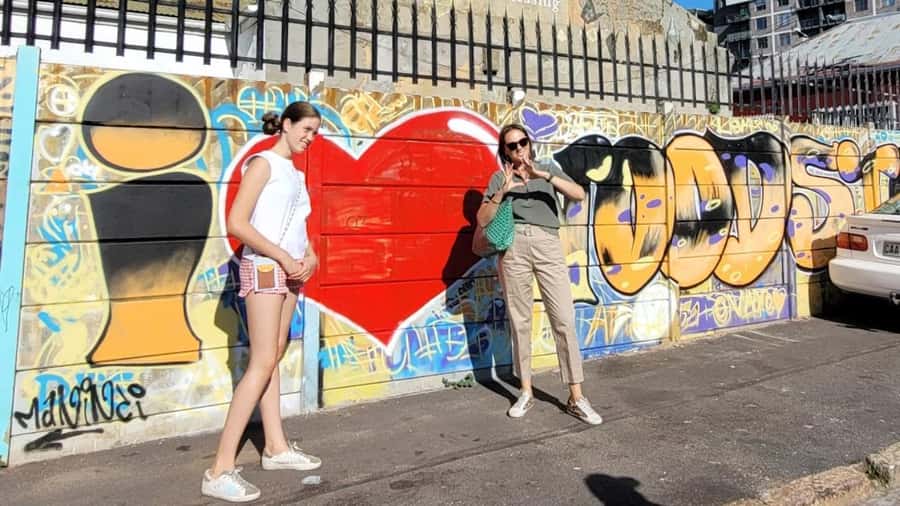 Cape Town: Inspiring sustainable change through Street Art - The local guide experience: from street-level stories to artist intent