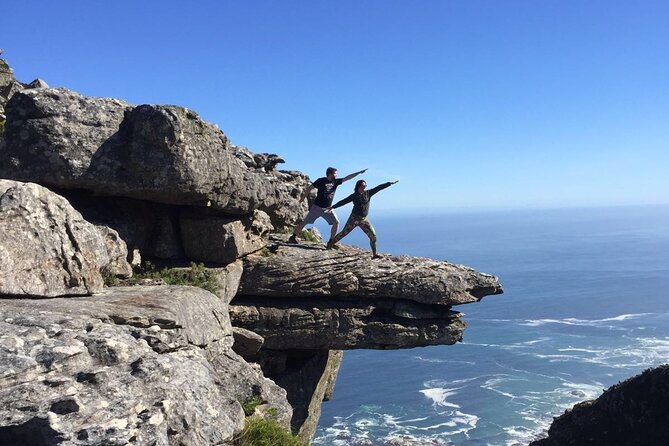 Cape Town: Kasteelspoort Hike on Table Mountain - The board-rock photo spot: short stop, big payoff