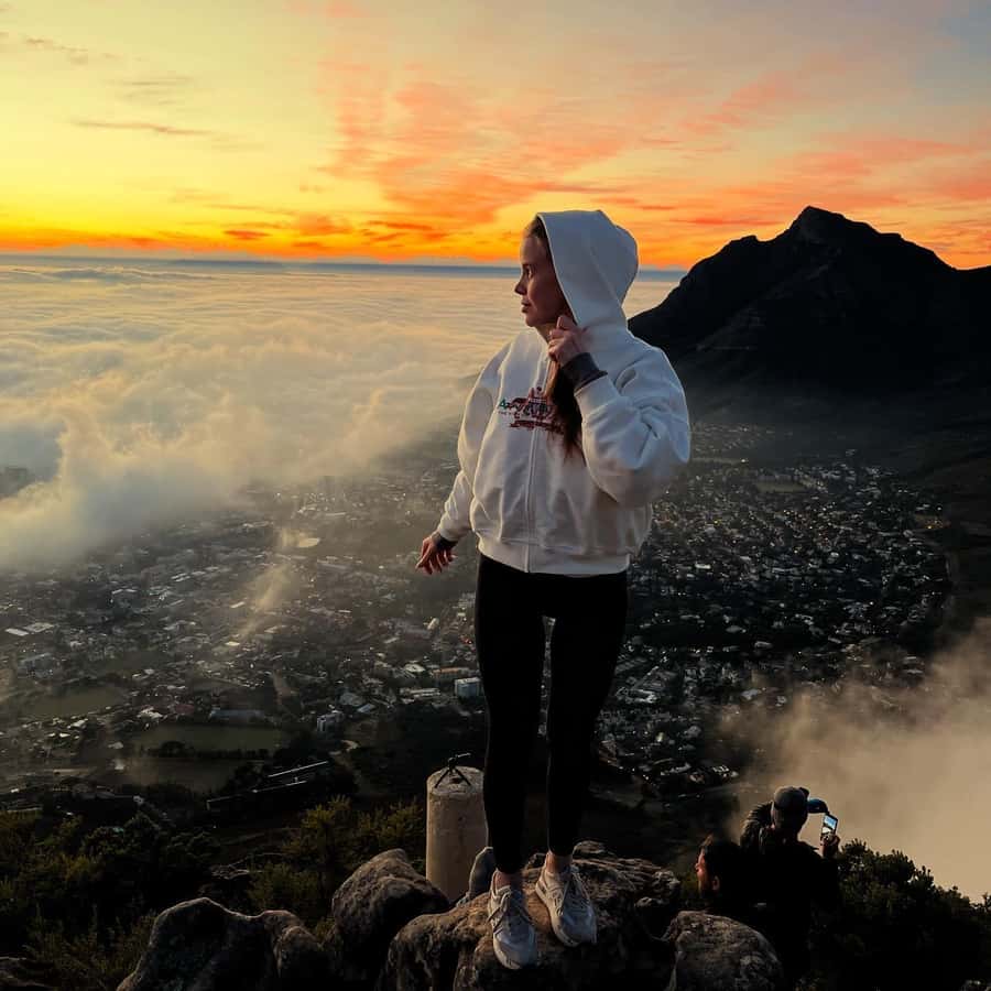Cape Town: Lion's Head Hike sunrise and sunset (MGG) - Trail realities: 5.5 km round trip, steep and rocky