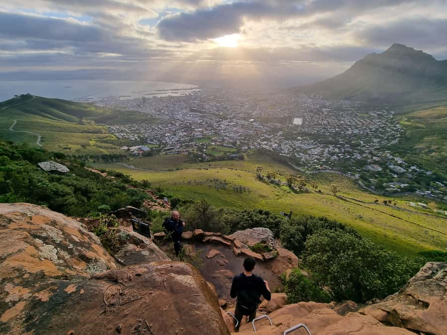 Cape Town: Lion's Head Sunrise or Sunset Guided Hike - Price and value: why $38 can make sense