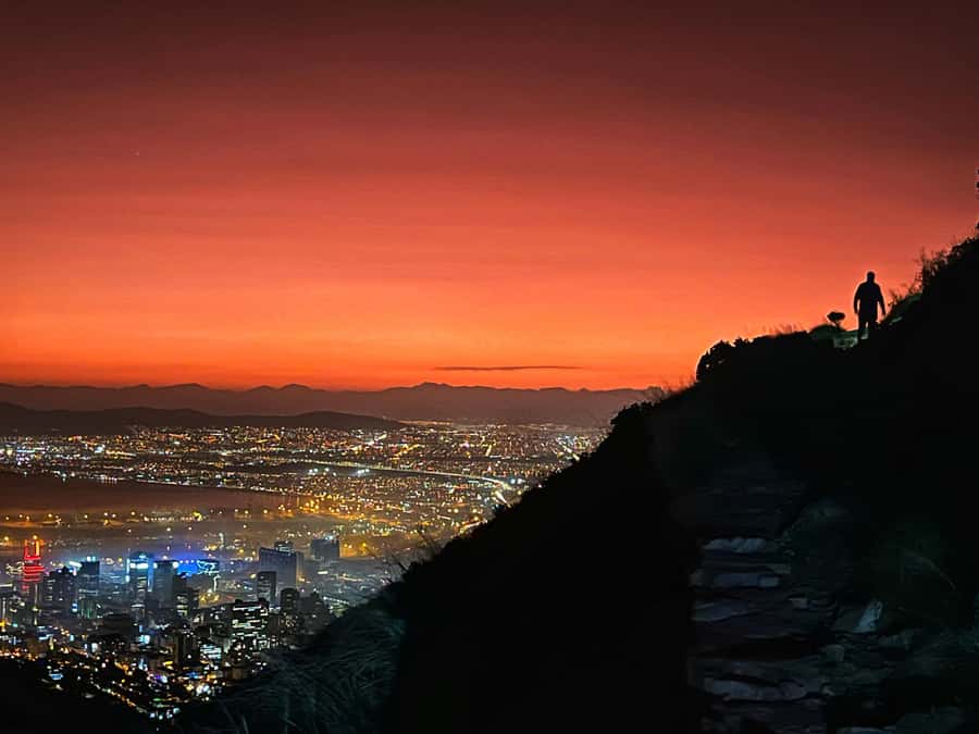 Cape Town: Lion's Head Sunrise or Sunset Hike - Entering Lion’s Head on a guided route (not a DIY gamble)