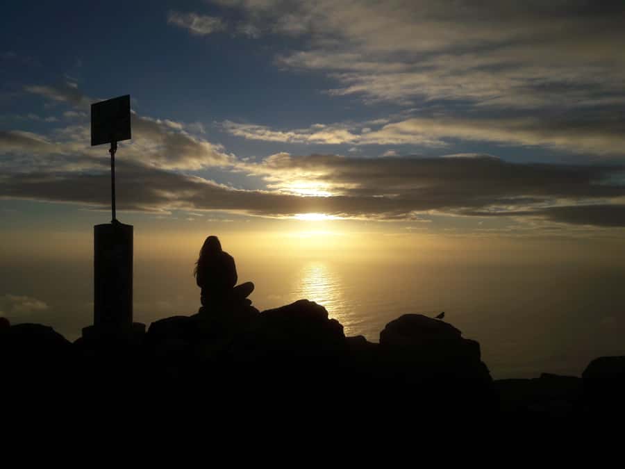 Cape Town: Lion's Head Sunrise with coffee or Sunset Hike - Who Should Book This, and Who Should Skip It