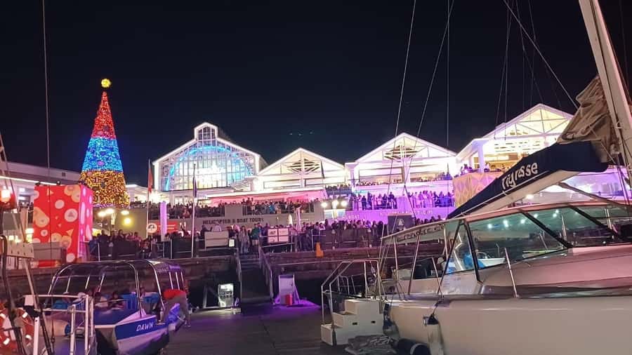 Cape Town: New Year's Eve Fireworks Cruise - FAQ