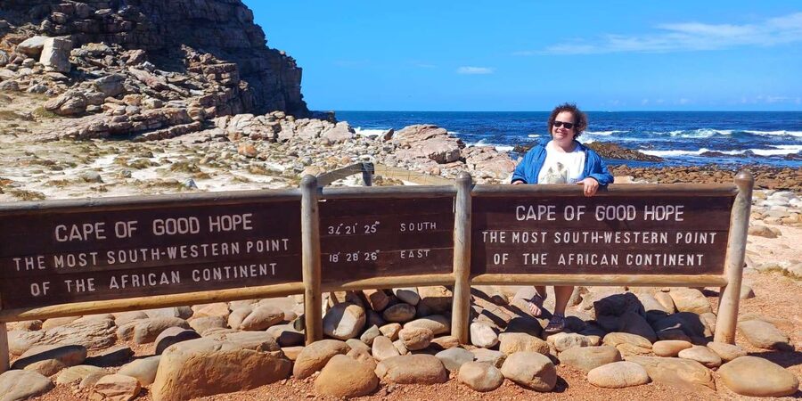 Cape Town: Penguins and Cape of Good Hope Sunset Tour - Simon’s Town stop: quick break, good context