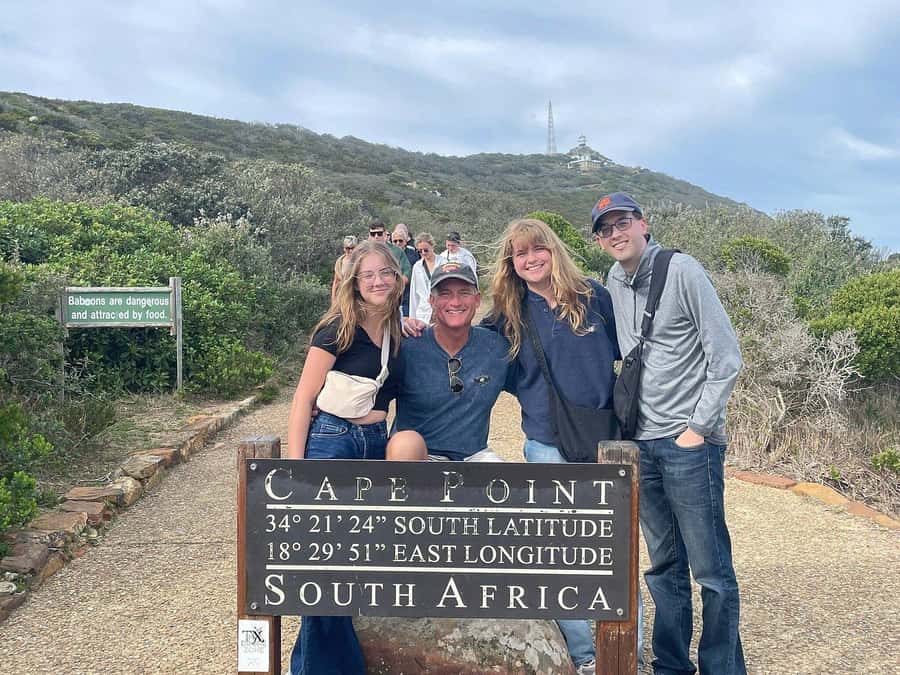 Cape Town: Penguins & Cape of Good Hope Day Tour with Pickup - Cape Town penguins to Cape of Good Hope, why this route works