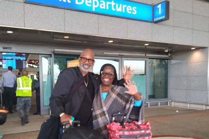 Cape Town Private Airport Transfer - The Name-Board Meet and Greet: Fast, Clear, and Low Stress