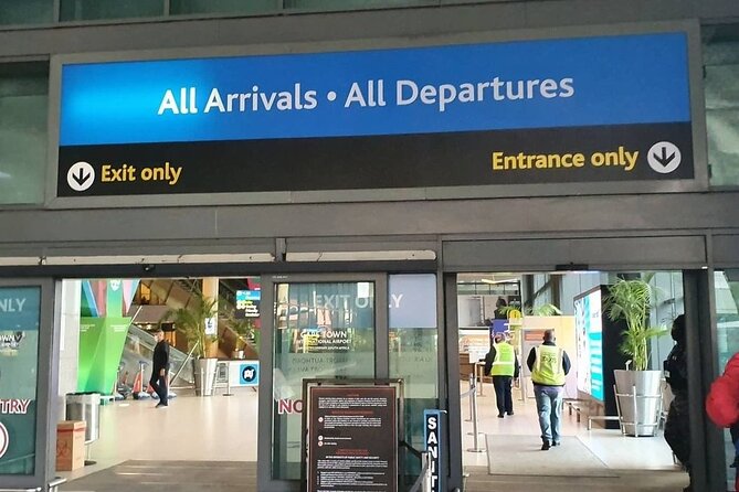 Cape Town Private Airport Transfer to City Hotels - Meet and greet: Cape Town International Airport, handled