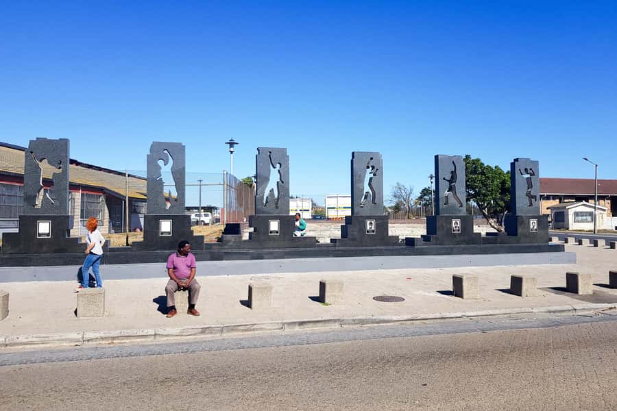 Cape Town: Robben Island Ferry Ticket and Townships Tour - Bonteheuwel by Road: Segregation Made Visible